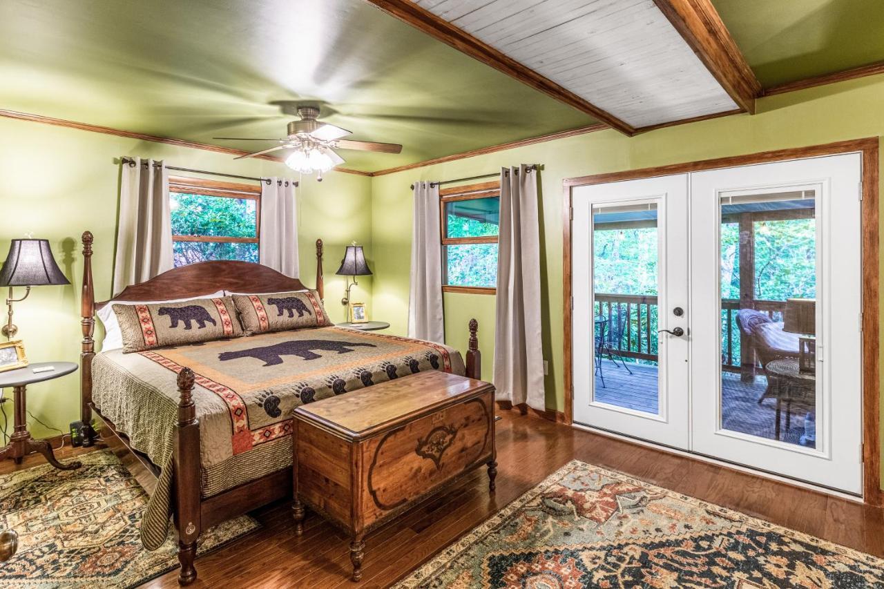 The Treehouse Villa Franklin Exterior photo
